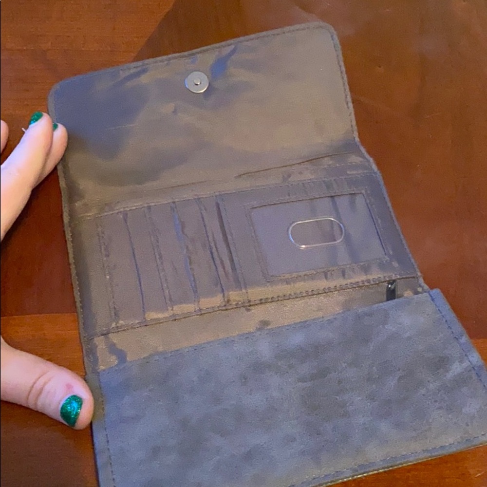 Wallet - Picture 2 of 2